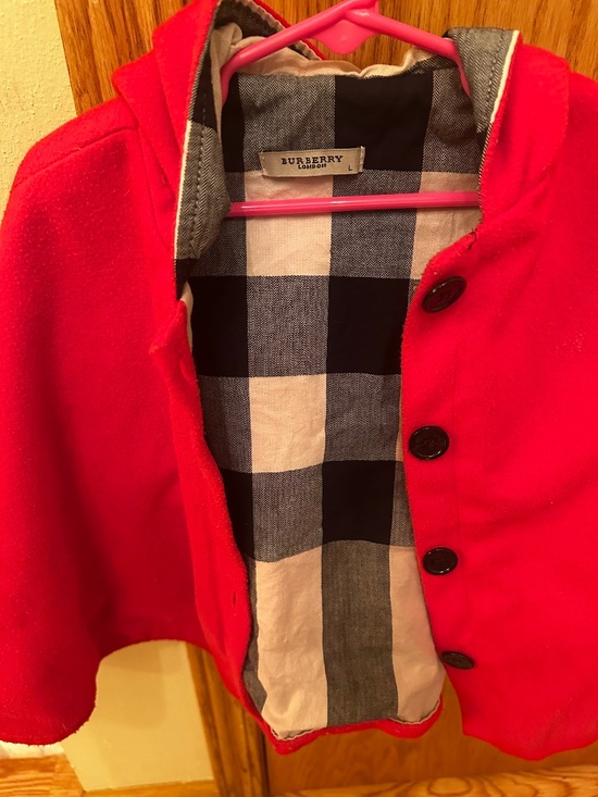 Burberry girls button coat - Picture 1 of 3